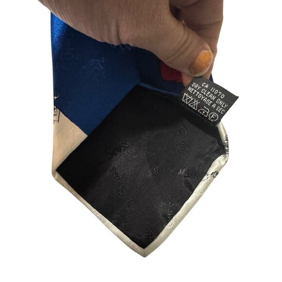 Dr Seuss How The Grinch Stole Christmas Whos Vintage Necktie 100% Silk Cartoon - Picture 7 of 8